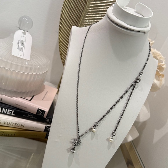 Chanel 2019 Gunmetal Elegant Necklace with Crystal Pendant - Picture 1 of 8
